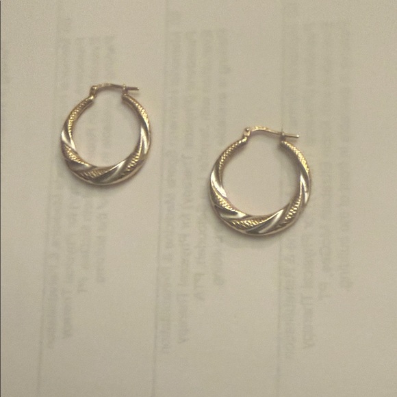 Elegant 925 Gold and Silver Hoop Earrings stamp - Picture 2 of 8